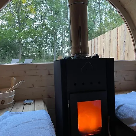 Campsite Und Wellness In Schmolln (Altenburger)